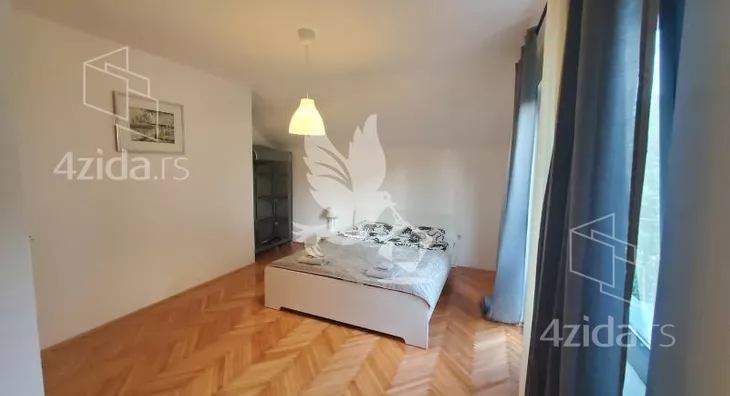 4-etažna kuća | 4zida