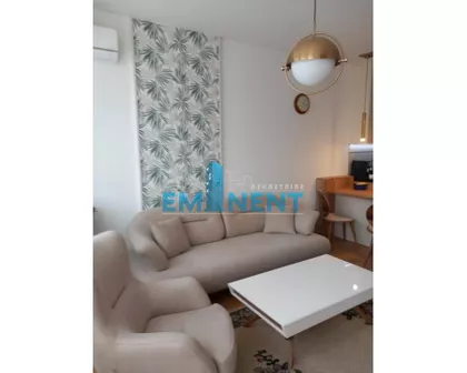 Tadije Sondermajera | 4zida.rs