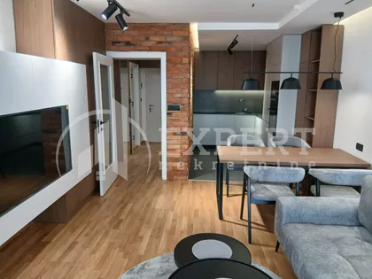 Cara Dušana | 4zida.rs