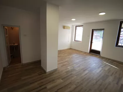 Veljka Vlahovića 67A | 4zida.rs