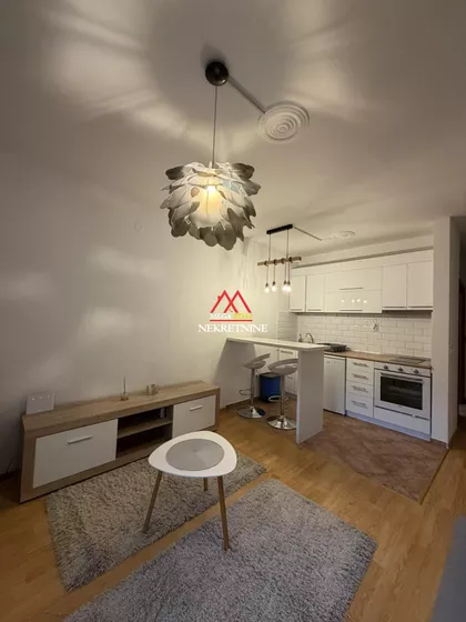 Augusta Cesarca | 4zida.rs