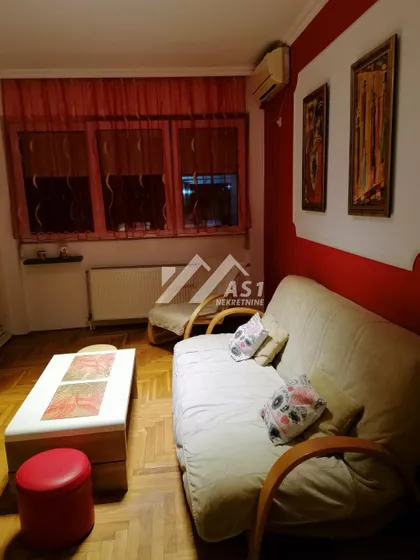 Valentina Vodnika | 4zida.rs