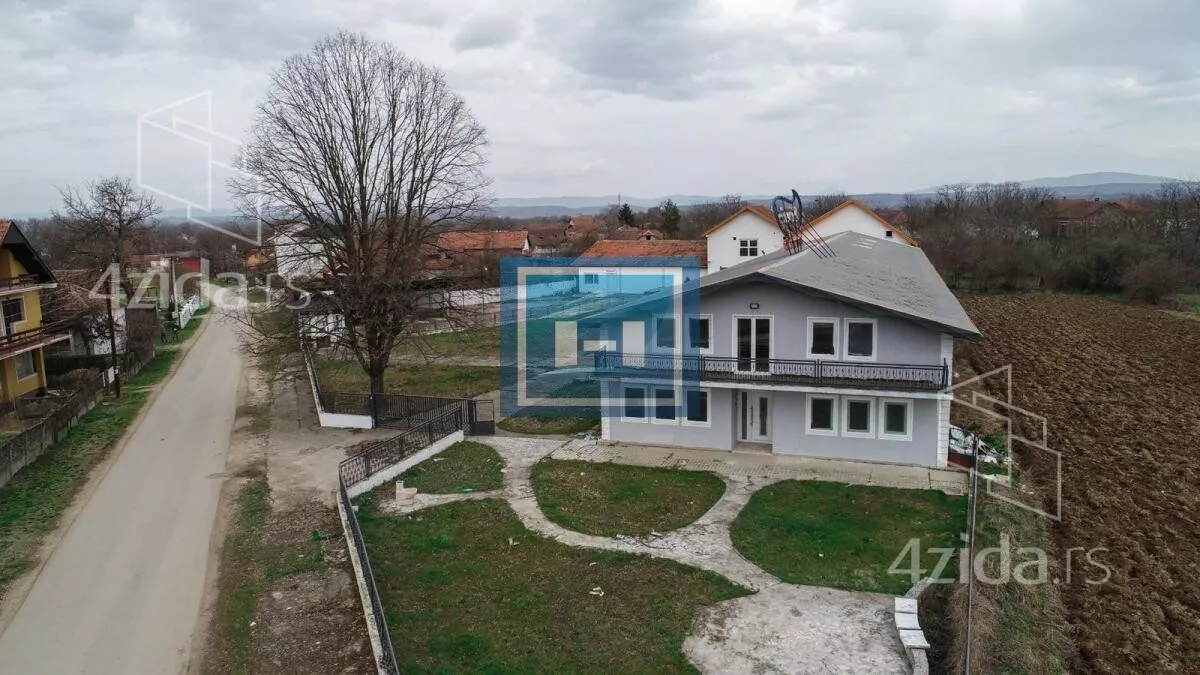 Poslovni prostor | 4zida