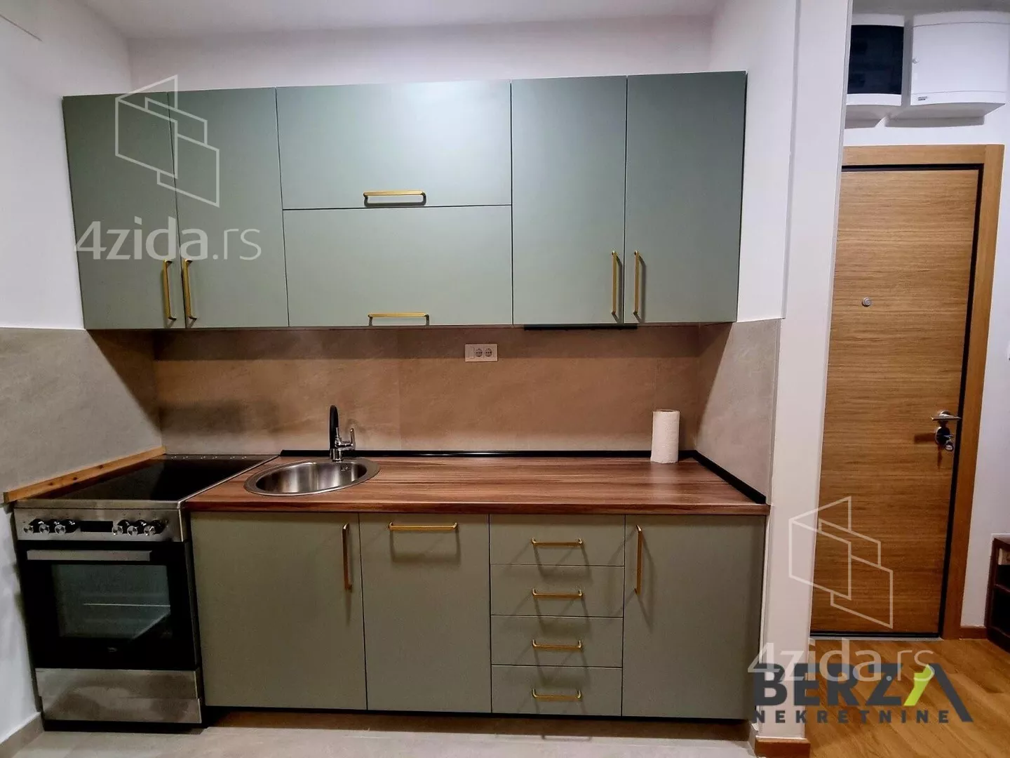 Jednoiposoban stan | 4zida