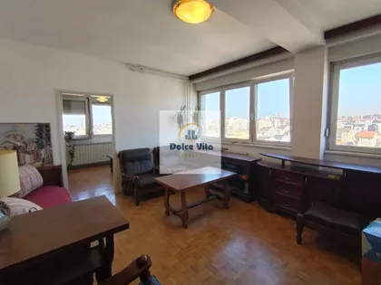 Ustanička | 4zida.rs