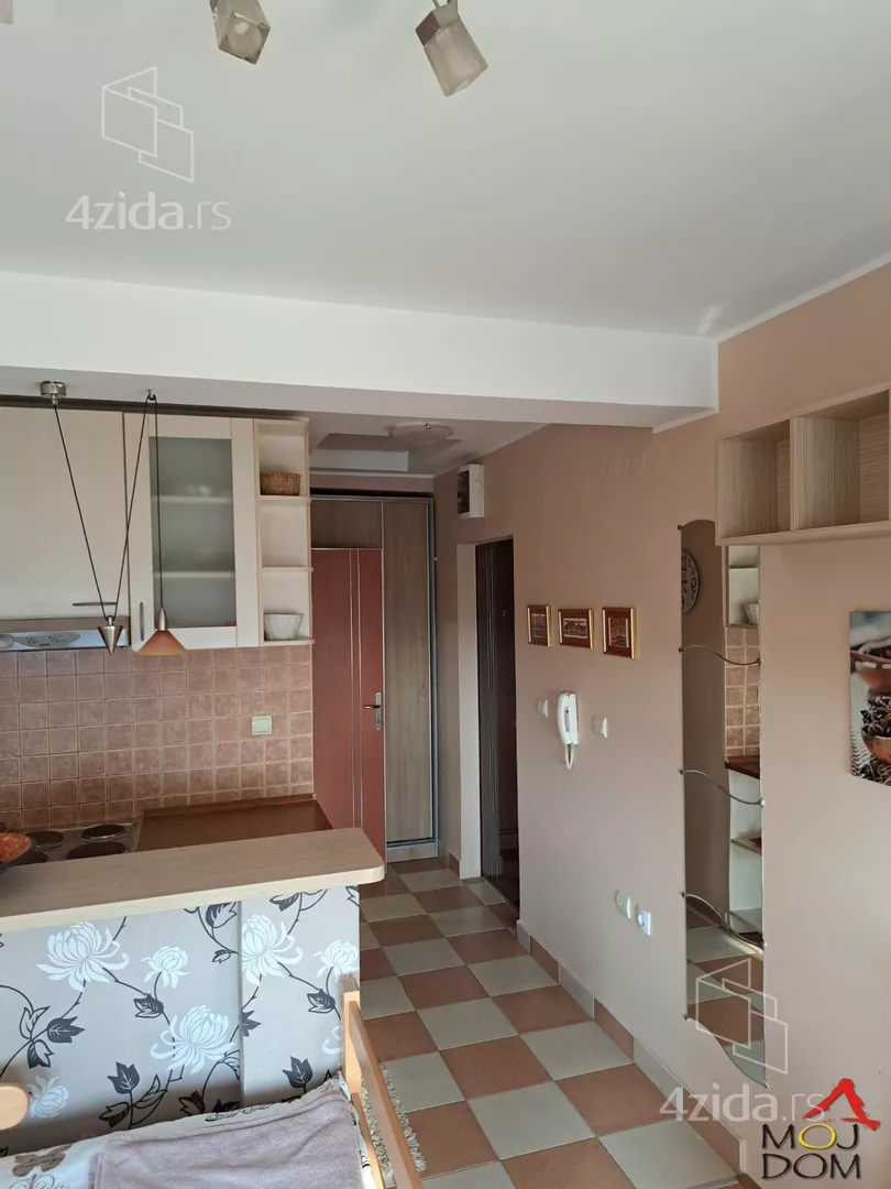 Garsonjera | 4zida