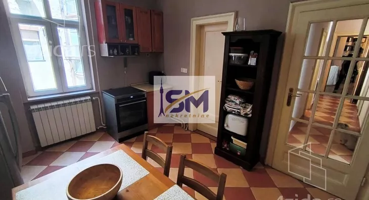 Četvoroiposoban stan | 4zida