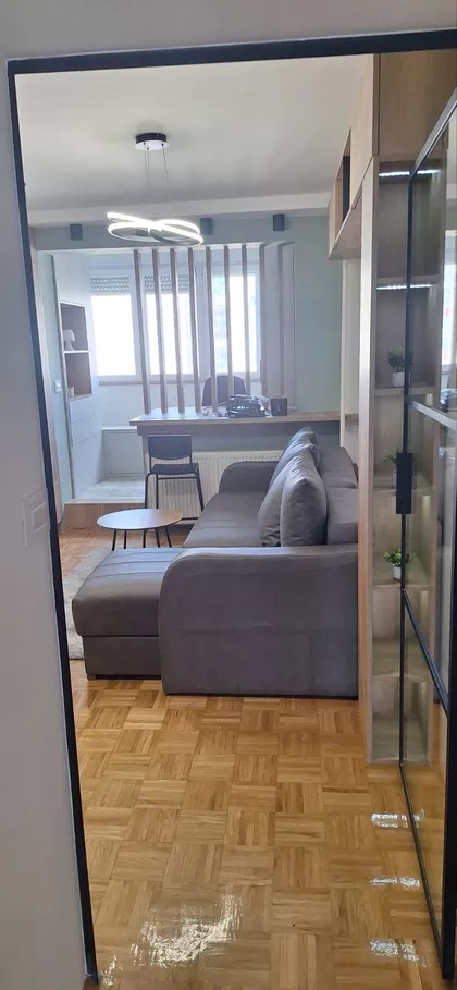 Vojvođanska 3 | 4zida.rs