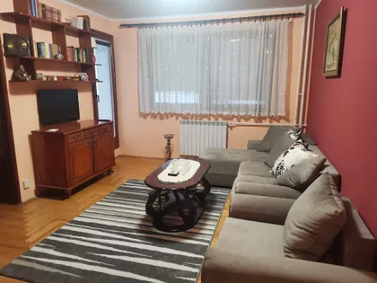 Vladimira Rolovića 157 | 4zida.rs