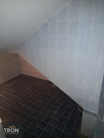 Nemanjina | 4zida.rs