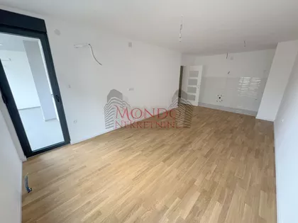 Dom Zdravlja | 4zida.rs