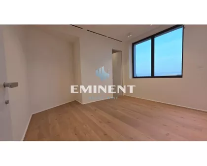 Pjarona de Mondezira | 4zida.rs