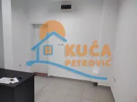 Lokal | 4zida