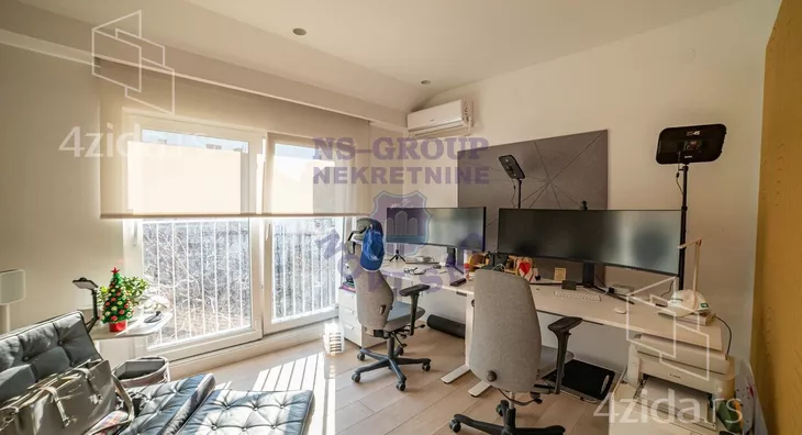 Petosoban stan | 4zida