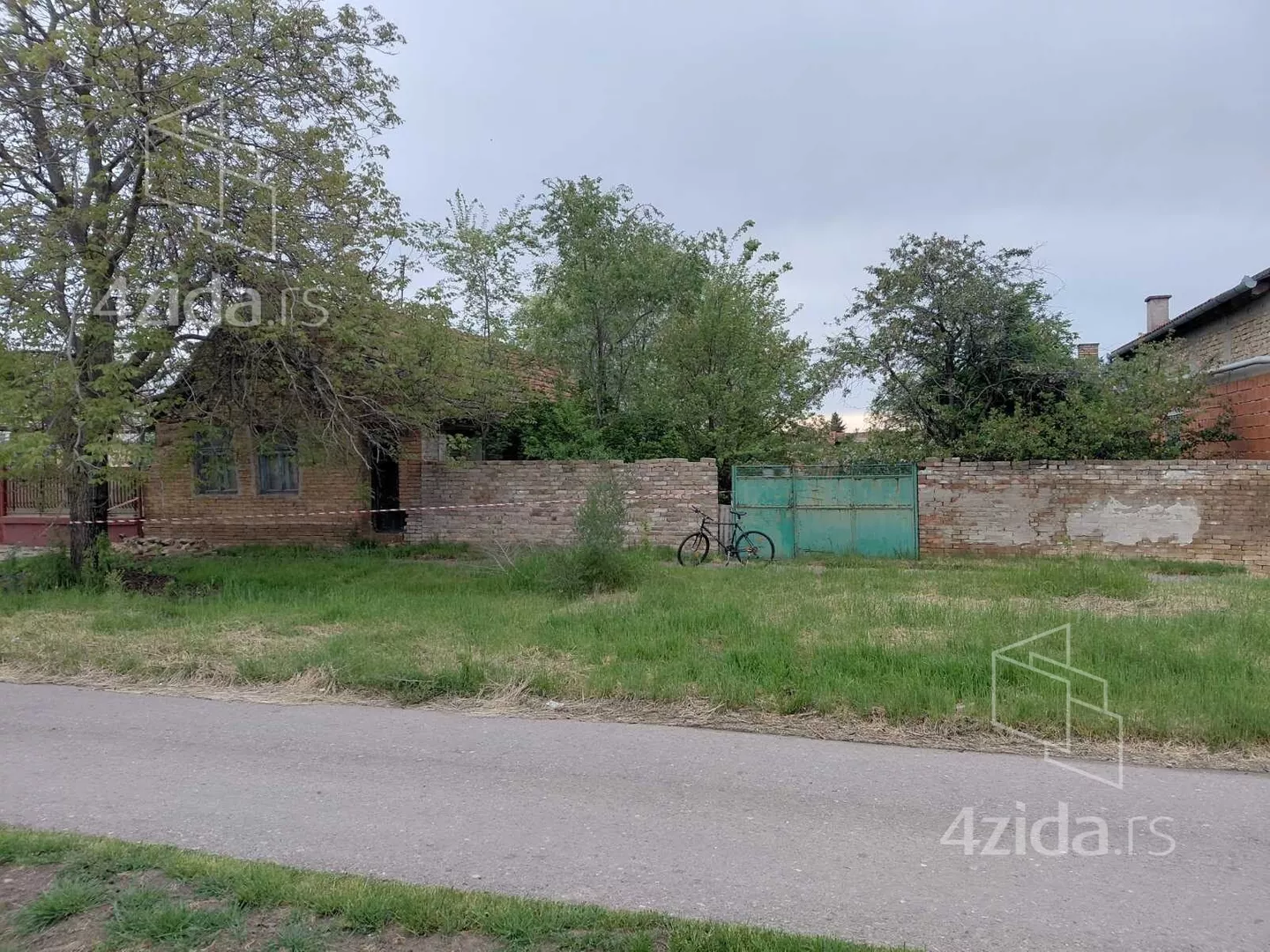 Građevinsko zemljište | 4zida