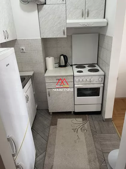 Bulevar Cara Lazara | 4zida.rs