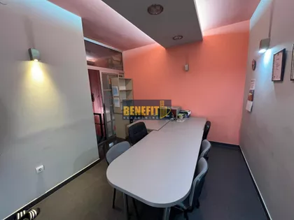 Vukov Spomenik | 4zida.rs