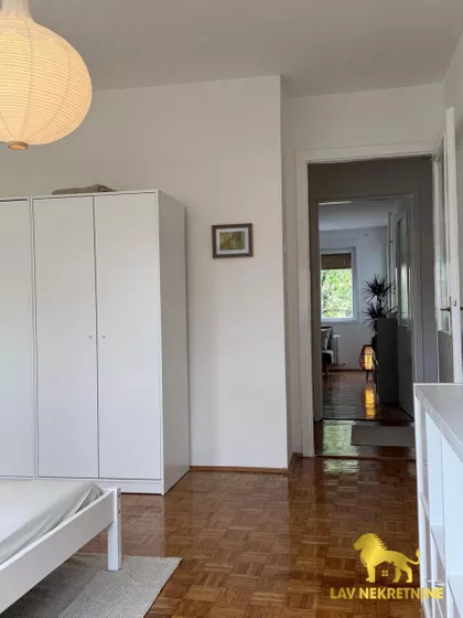 VLADIMIRA NAZORA | 4zida.rs