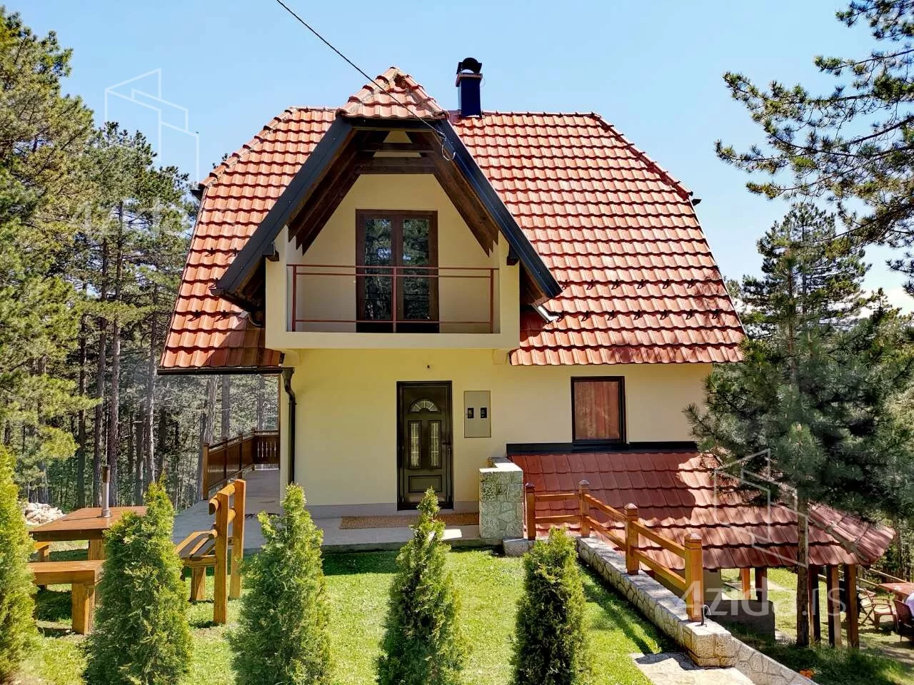 3-etažna kuća | 4zida