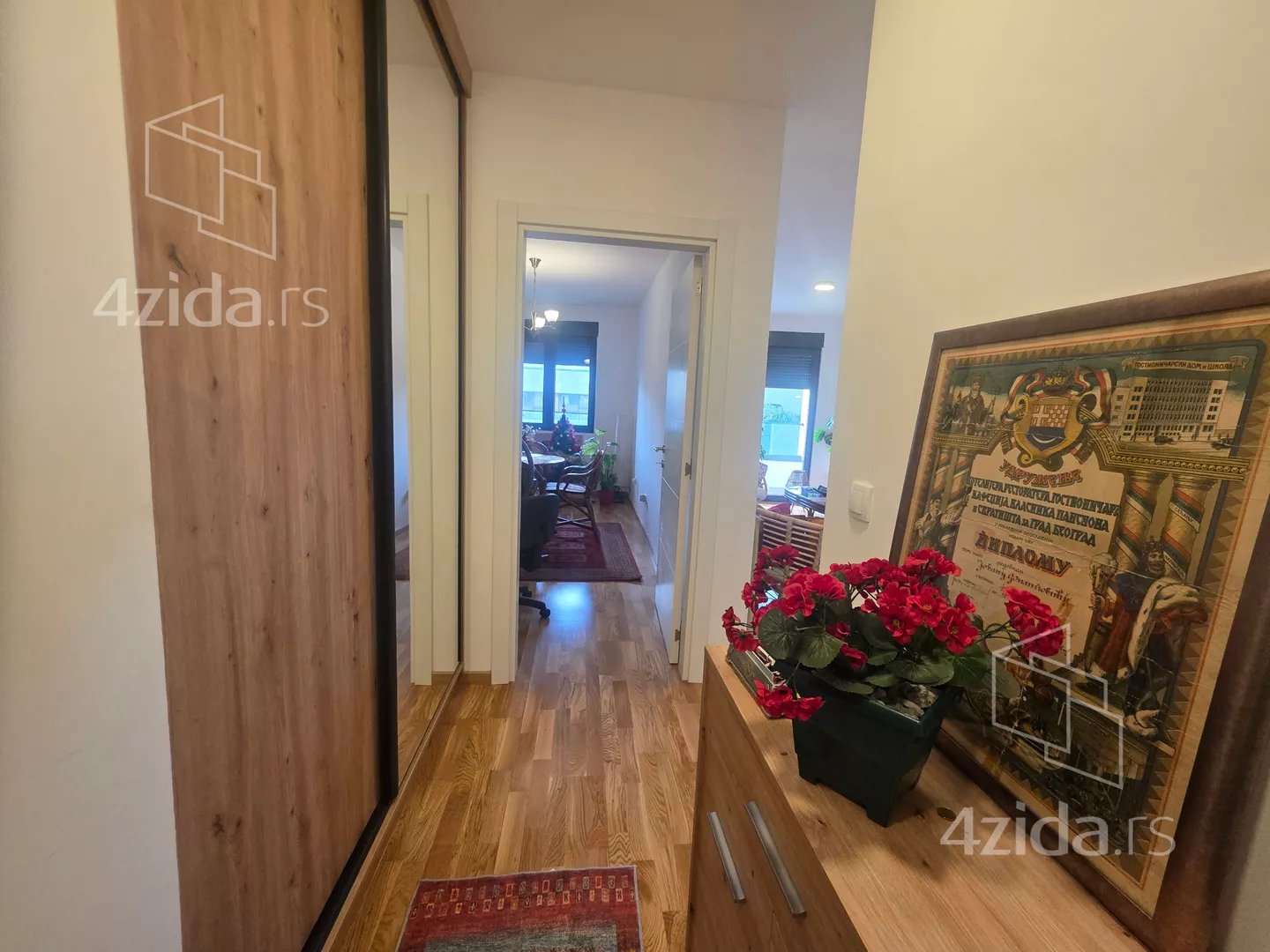 Dvoiposoban stan | 4zida