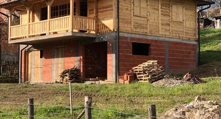 2-etažna kuća | 4zida