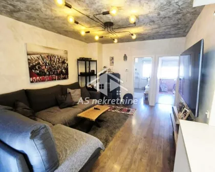 Autokomanda | 4zida.rs