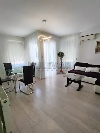 Daničićeva | 4zida.rs