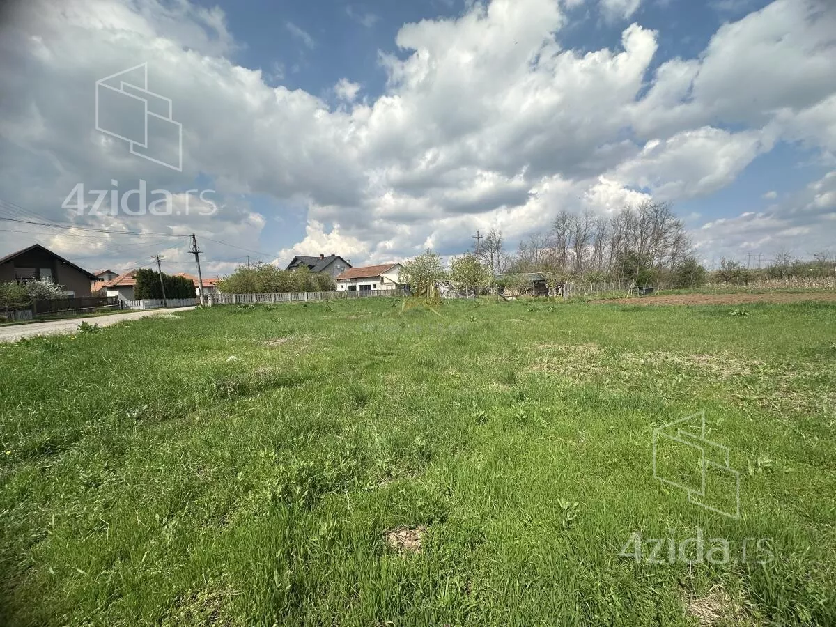 Plac | 4zida