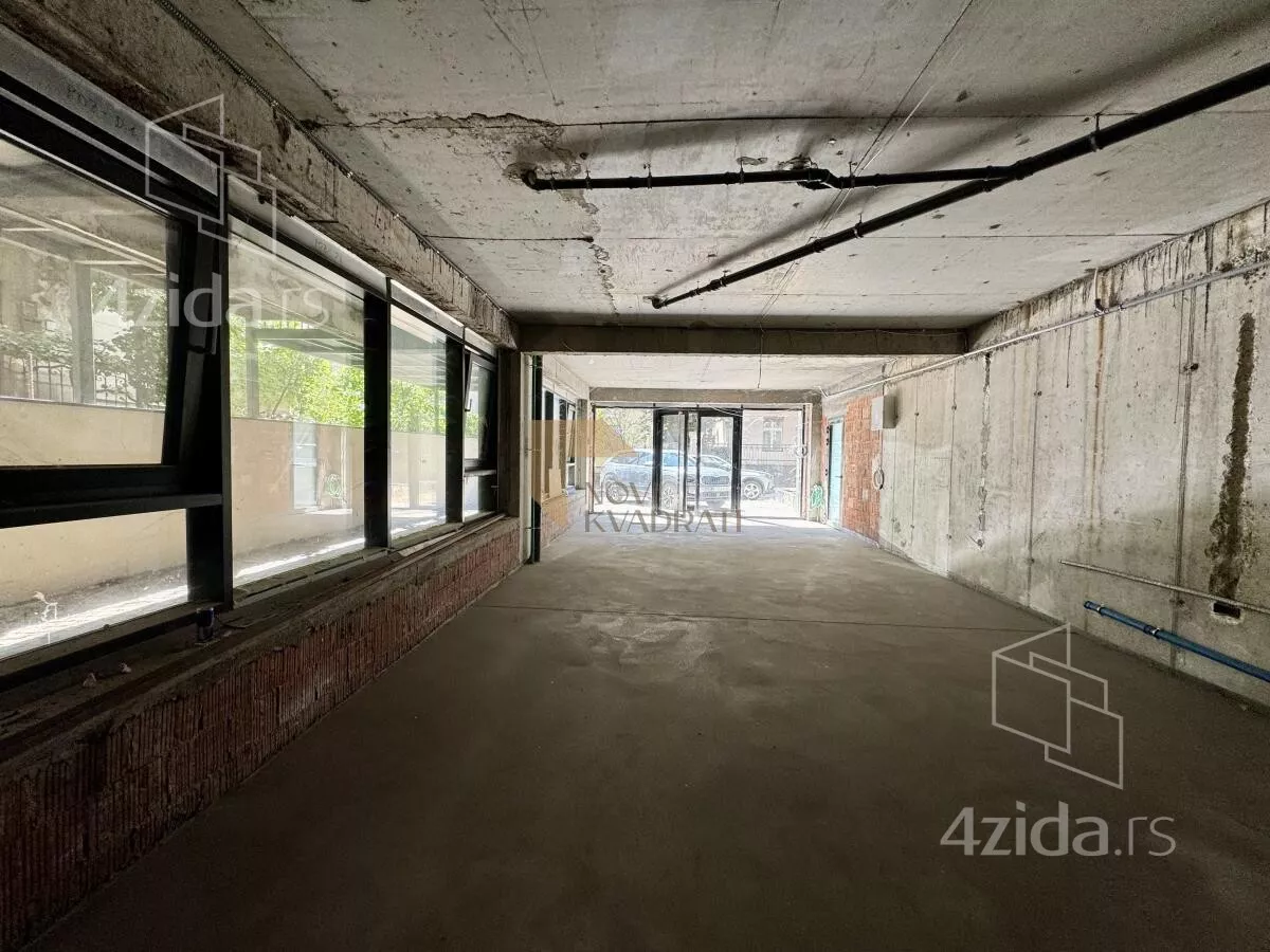 Poslovni prostor | 4zida