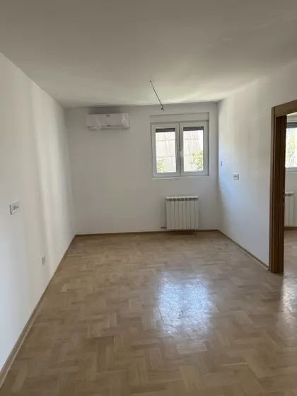 Kluz | 4zida.rs