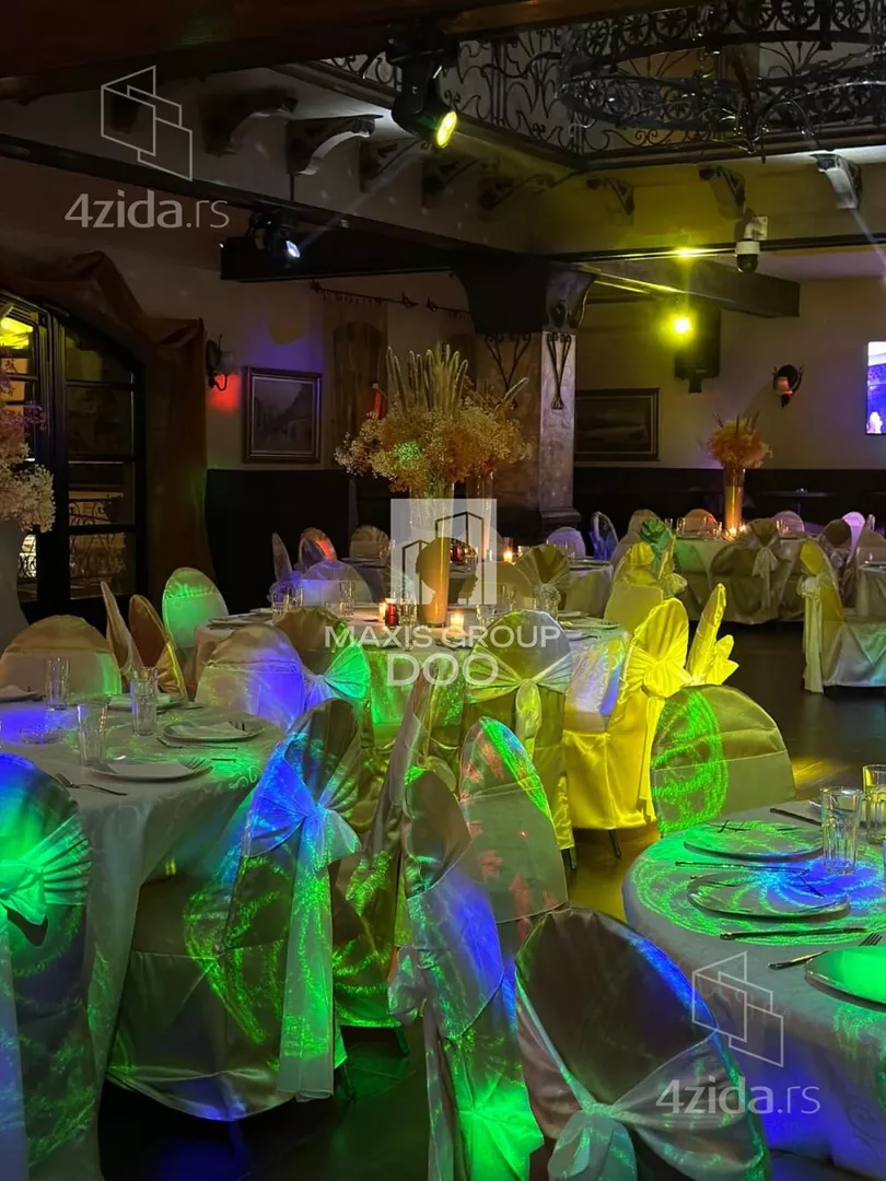 Šestoiposoban stan | 4zida