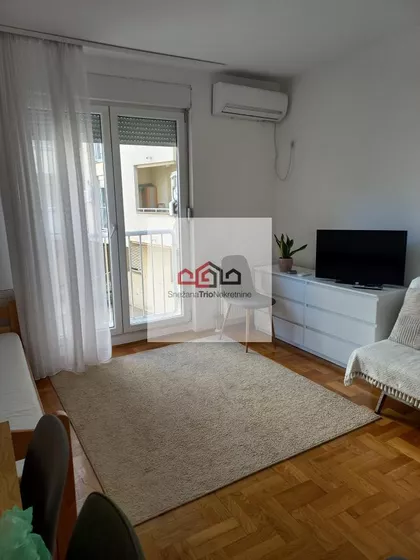 Grbavica | 4zida.rs