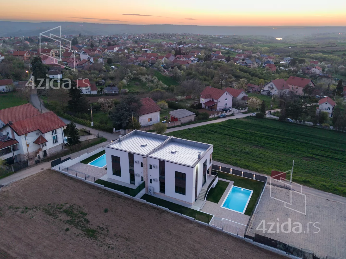 3-etažna kuća | 4zida