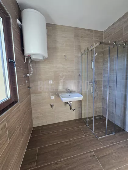 Belog narcisa | 4zida.rs