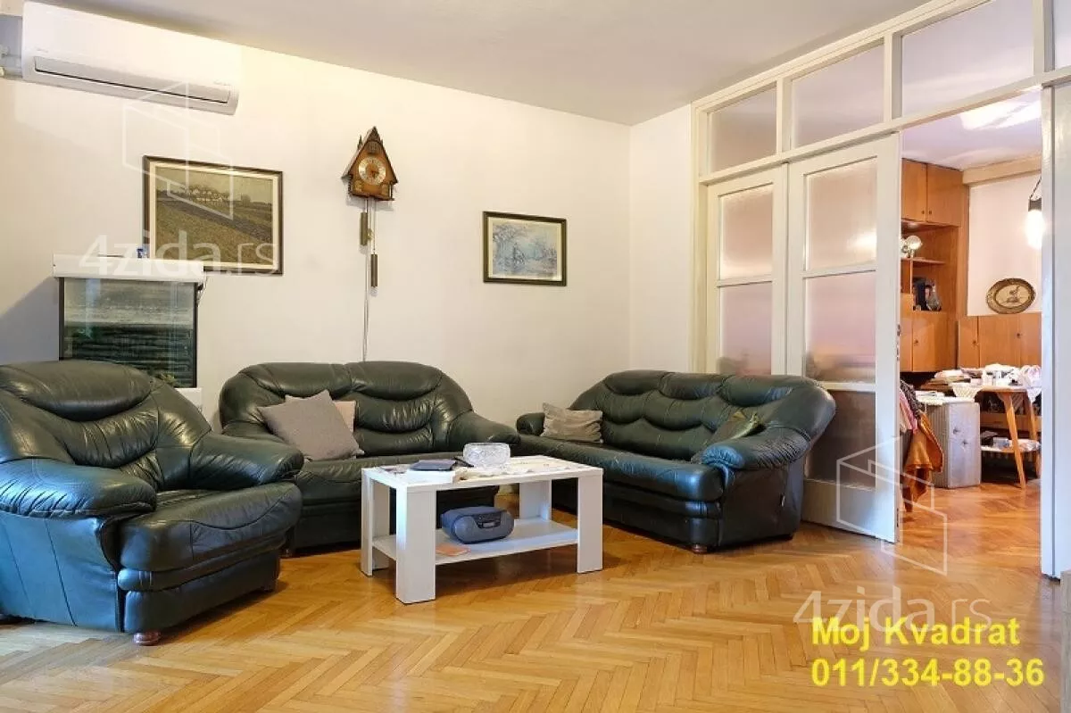 Četvoroiposoban stan | 4zida