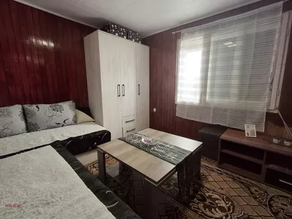 KARABURMA-KOD CRKVE | 4zida.rs
