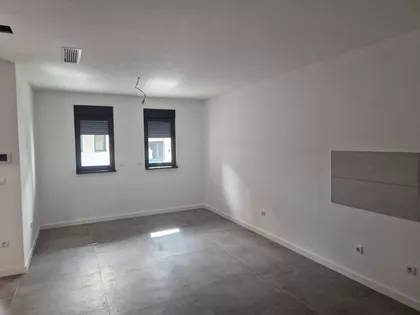 Novi Banovci | 4zida.rs