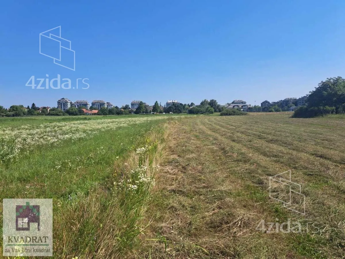 Plac | 4zida