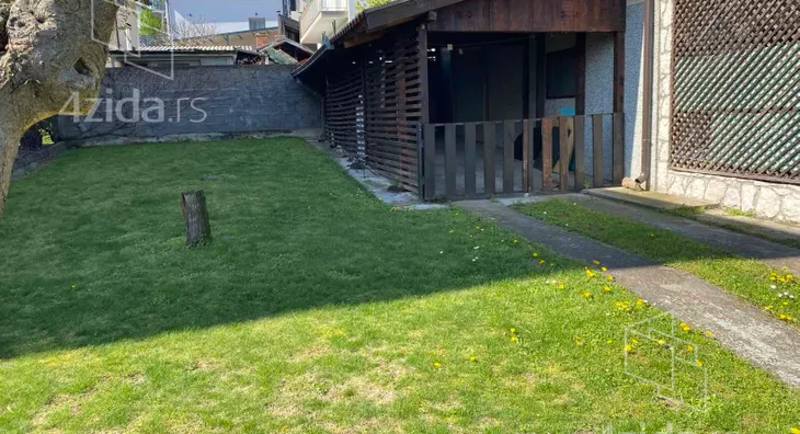 3-etažna kuća | 4zida