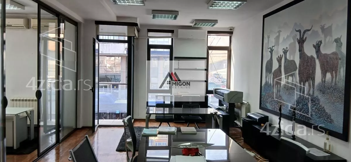 Poslovni prostor | 4zida