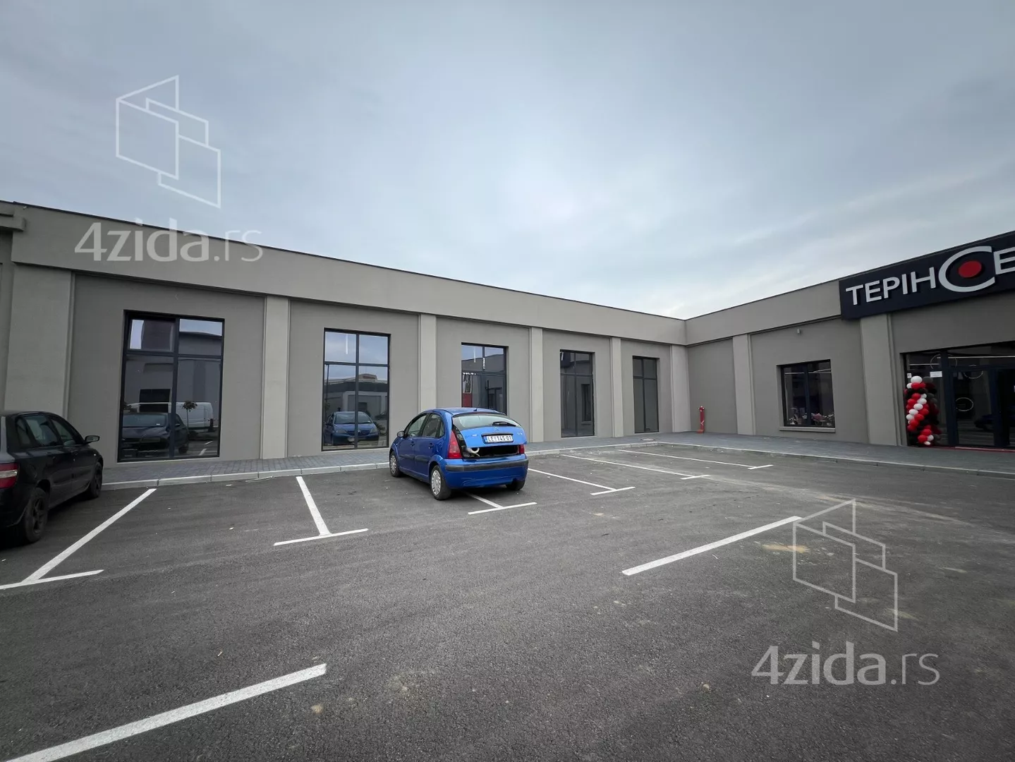 Poslovni prostor | 4zida