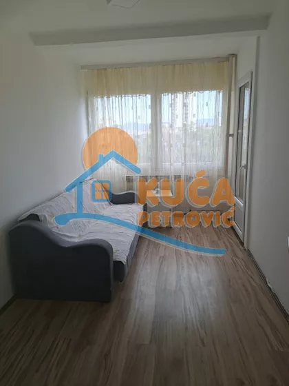Trg 14. oktobra | 4zida.rs