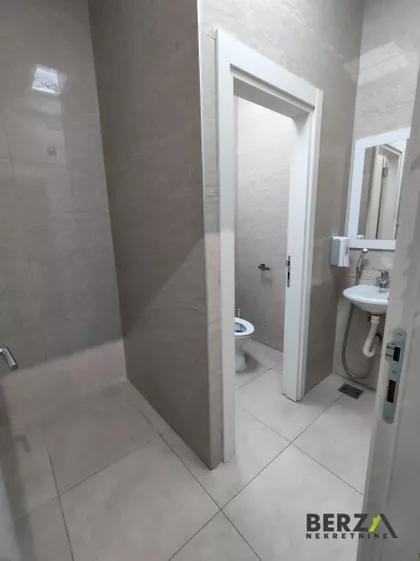 Bulevar Patrijarha Pavla (Somborski Bulevar) | 4zida.rs