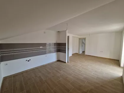 Učitelja Bore Jovanovića 6 | 4zida.rs