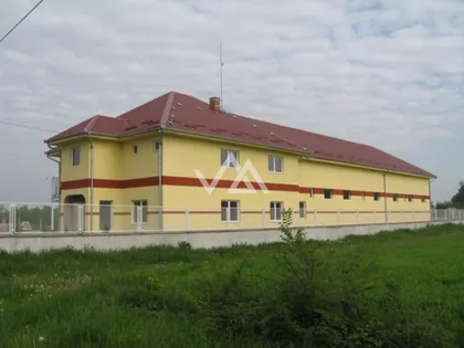 Veliki Crljeni | 4zida.rs
