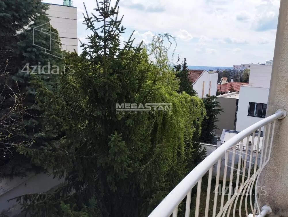 4-etažna kuća | 4zida