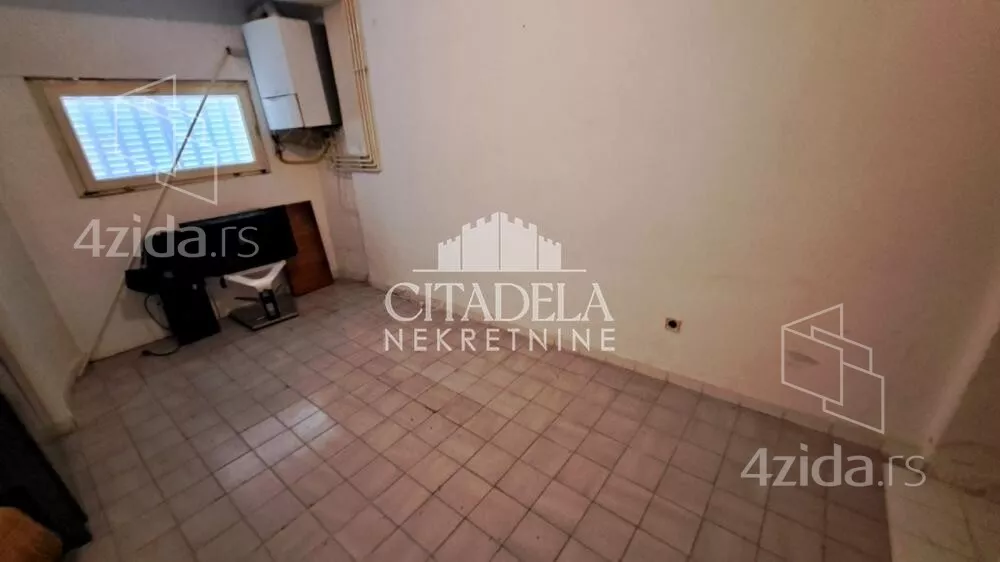 4-etažna kuća | 4zida