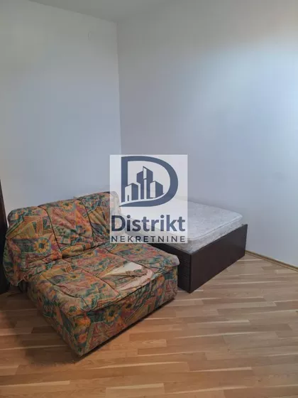 Autobuska Stanica | 4zida.rs