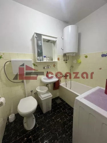 Ker | 4zida.rs