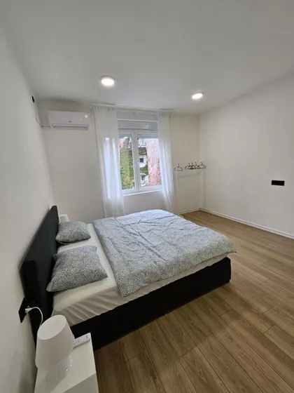 Molerova | 4zida.rs
